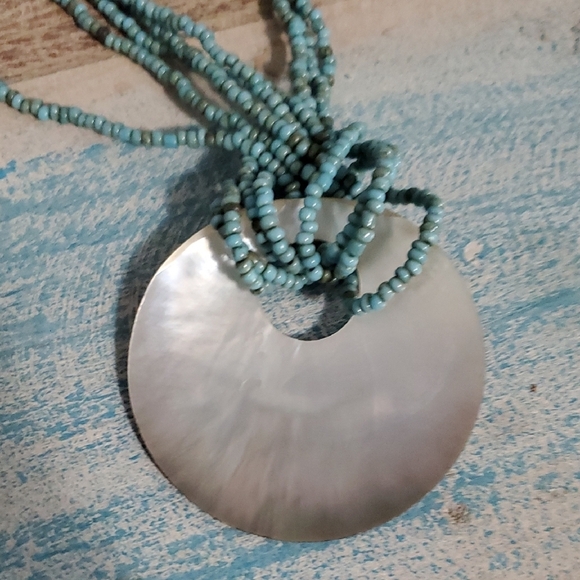 Blue Multi-Strand seed bead Necklace with Elegant mother of pearl Pendant - Picture 4 of 4